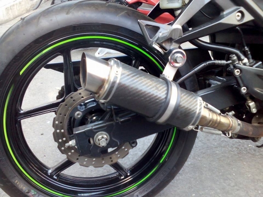 ขาย Kawasaki Ninja 250 ปี 54 สภาพสวย เครื่องดี รถใช้น้อย ปลายท่อมีของเดิมให้ ภาษีเต็ม+เล่มพร้อมโอน