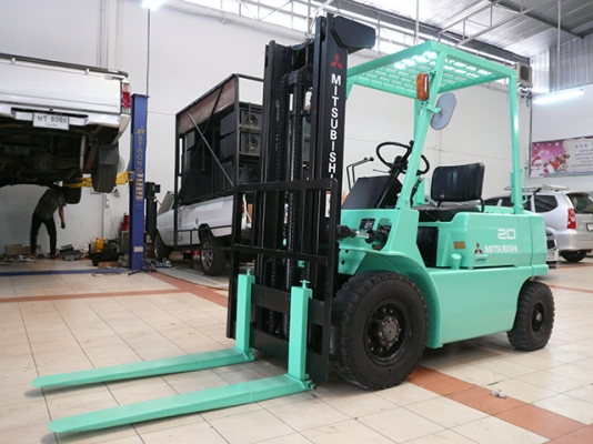 ขายรถโฟล์คลิฟท์มือสอง MITSUBISHI รุ่น FG20 ยก 2 ตัน ราคา 125,000 บาท นำเข้าจากประเทศญี่ปุ่น 100\% ไม่เคยใช้งานในประเทศไทย