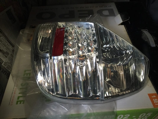 ไฟท้าย JAZZ 02-05 งานใต้หวัน 2300บาท ไฟท้าย JAZZ 02-05 งานใต้หวัน 2300บาท