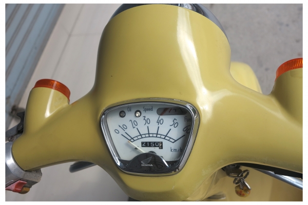 Honda Giorno เป็นตัว Limited วิ่งแค่2000โลแท้ๆ Honda Giorno เป็นตัว Limited วิ่งแค่2000โลแท้ๆ