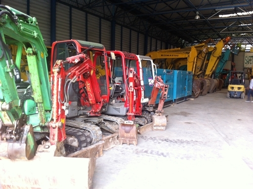 นำเข้าเครื่องจักรกลหนักมือ 2 จากต่างประเทศ Tel.098-858-5524 สามภพ ครับ