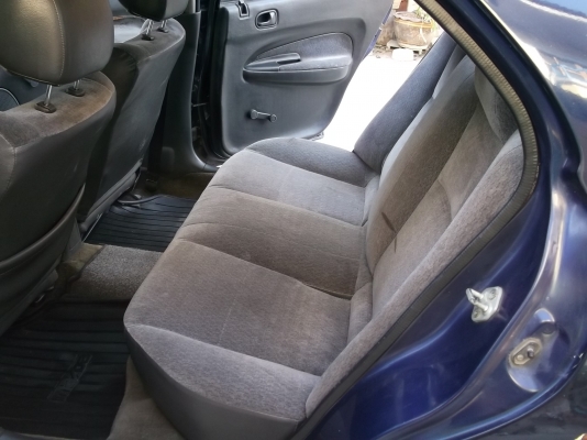 ขายถูกMAZDA ซีดานติดแก็สหัวฉีดขายถูกๆครับ