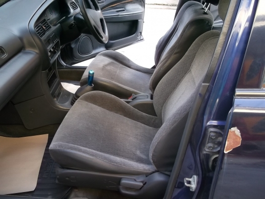 ขายถูกMAZDA ซีดานติดแก็สหัวฉีดขายถูกๆครับ