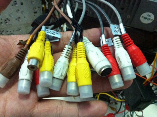 เครื่องเล่น 1 DIN จอ3นิ้ว DVD USB SD MP4 VCD CD ปรีเอ้า Camera Back AUX มือ2 ญี่ปุ่น เครื่องเล่น 1 DIN จอ3นิ้ว DVD USB SD MP4 VCD CD ปรีเอ้า Camera Back AUX มือ2 ญี่ปุ่น