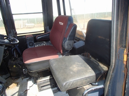 ขายรถตัก TCM 850-2