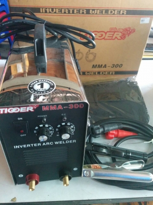 ขายเครื่องเชื่อมอินเวอร์เตอร์ tigger 300แอมป์ ของใหม่มือ1
