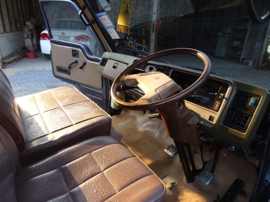 รถตู้ บัดดี้ เครื่องดีแน่นๆ สตาร์ททีเดียวติด ประหยัด เอกสารพร้อมโอน ยางดี 4 เส้น ภายในสวย ช่วงล่างดี รถตู้ บัดดี้ เครื่องดีแน่นๆ สตาร์ททีเดียวติด ประหยัด เอกสารพร้อมโอน ยางดี 4 เส้น ภายในสวย ช่วงล่างดี