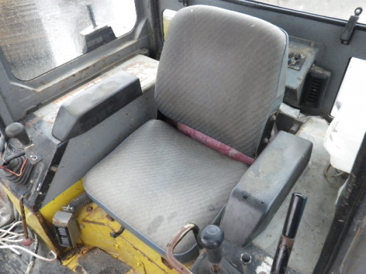 มาแล้วจ้า!!!!!!!  รถแทร็คเตอร์ KOMATSU D20PLL-7 เก่า ญี่ปุ่น  สวยมากๆๆ    พร้อมใช้งาน  ราคาโปรโมชั่น  โทร 089-7462641 สุวรรณ๊ เผ่าพงศ์ษา