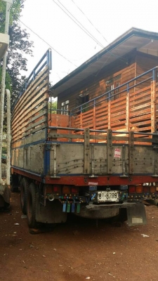 ขาย10ล้อร็อกกี้165แรง เพลาเดียว เครื่องดี แคชซีสวย ยางใหม่ สภาพพร้อมใช้งาน เอกสารพร้อมโอน สนใจโทร 090-8588220คุณนะ 093-3258446คุณบิวตี้ ID:narong498 หรือ www.truck.in.th/498 หรือfb:ณรงค์ ซื้อขายรถมือสอง (เว็บไซต์ส่วนตัว)