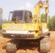 KOBELCO MARK III SK 120 เอกสารเล่มทะเบียนครบ รถสภาพดีบอดี้เดิมๆพร้อมทำงานได้เลยครับ เครื่องยนต์เดิมปั๊มเดิมทำงานได้เร็วไม่มีโหลดครับ ภายในเก๋งกระจกด้านหน้าแตกนะครับ อุปกรณ์ภายในครบพร้อม ภายนอกบูมอาร์มมีปะนิดหน่อยครับแต่ทำงานได้ดีได้เร็ว ช่วงล่างเอวแน่น เฟ