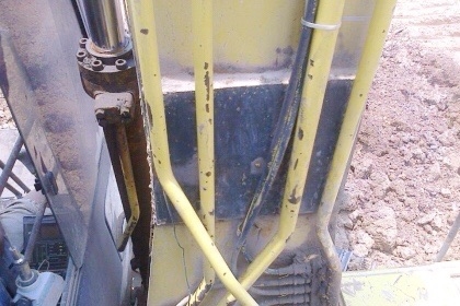 KOBELCO MARK III SK 120 เอกสารเล่มทะเบียนครบ รถสภาพดีบอดี้เดิมๆพร้อมทำงานได้เลยครับ เครื่องยนต์เดิมปั๊มเดิมทำงานได้เร็วไม่มีโหลดครับ ภายในเก๋งกระจกด้านหน้าแตกนะครับ อุปกรณ์ภายในครบพร้อม ภายนอกบูมอาร์มมีปะนิดหน่อยครับแต่ทำงานได้ดีได้เร็ว ช่วงล่างเอวแน่น เฟ