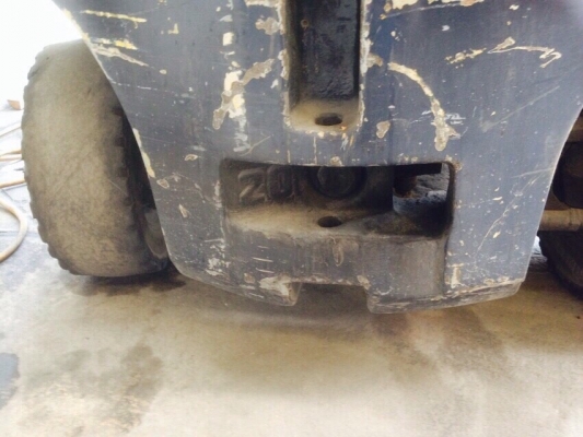 ขายโฟคลิฟ TOYOTA 5FD20 สภาพดีพร้อมใช้ครับ