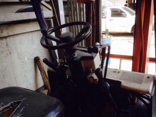 ขายโฟคลิฟ TOYOTA 5FD20 สภาพดีพร้อมใช้ครับ