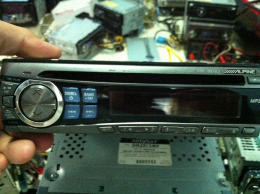 Alpine CDA-9872J MP3 CD ปรีเอ้า 1ชุด คุมกล่องCD สภาพสวย มือ2 ญี่ปุ่น