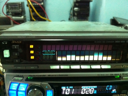 EQ Alpine  MDA-5051 Ainet EQ7แบน กราฟฟิก 7แบบ ใส่MDได้3ช่อง แต่ช่อง2ไม่อ่าน ต่อกับเครื่องเล่นAlpine ได้ มือ2 ญี่ปุ่น