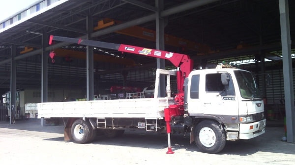 ขายด่วนหกล้อเครน 4.5 ตันFF3H 195  แรง ห้างแท้ ยาว 7.20 เมตร รถสวยมากใช้งานได้เลย เอกสารพร้อมโอน 081-1597055K.อิ้ง