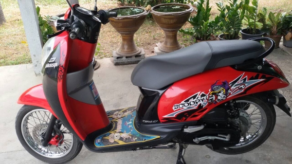 SCOOPY I ปี54มือเดียว ประหยัด พร้อมโอนครับ