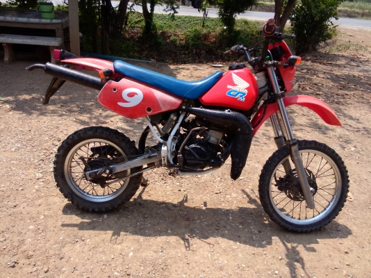 ขาย HONDA CR-80 สภาพสวยพร้อมใช้ (รถนำเข้า)สนใจสอบถามได้ที่ 088-2783596 (26000 บาท)