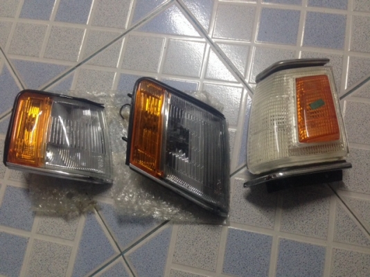 ไฟเลี้ยว,ไฟท้ายมิตซูกล่องไม้ขีด ไฟเลี้ยว,ไฟท้ายมิตซูกล่องไม้ขีด