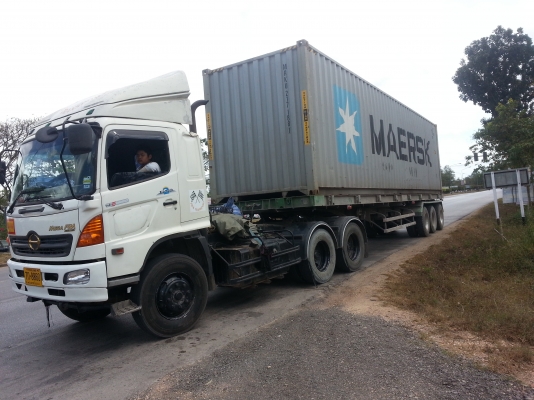 ขายด่วน หัวลาก2เพลา พร้อมหางพื้นเรียบ3เพลา