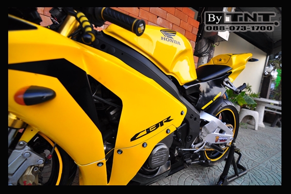 <TNT>ขาย Honda CBR(NC-23) 400 cc./ปี89/ทะเบียนแท้/แฟริ่งแต่งCBR ปี08..สวยๆเทพๆ>>>