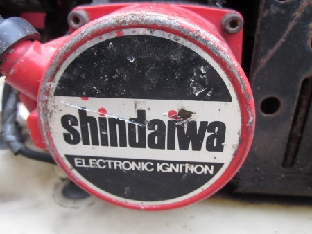 ขาย-พัดลม สำหรับดูดขี้เลื่อยไม้ SHINDAIWA เครื่องยนต์เบนซิน มือสองเก่าจากญี่ปุ่น ขาย-พัดลม สำหรับดูดขี้เลื่อยไม้ SHINDAIWA เครื่องยนต์เบนซิน มือสองเก่าจากญี่ปุ่น