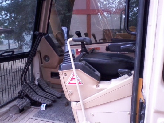 ขายด่วน รถแม็คโคร CAT 307 v.3