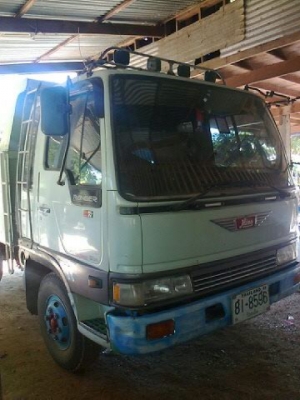 หกล้อดั้ม HINO เครื่องดี  เกียร์ดี  รถพร้อมใช้งาน  ภายในสวย