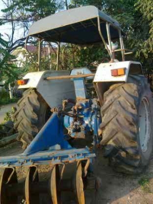 รถไถ Ford  6610  เสื้อลาย  พร้อมใช้งาน