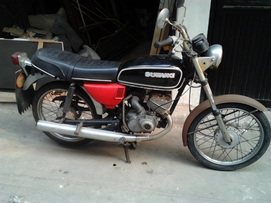 ขายมอไซโบราณซูซูกิไม่ทราบรุ่นมีทะเบียนเครื่องติดแต่มีควัน ขายราคา 7500 สนไจติดต่อ 086-3314540 ขายมอไซโบราณซูซูกิไม่ทราบรุ่นมีทะเบียนเครื่องติดแต่มีควัน ขายราคา 7500 สนไจติดต่อ 086-3314540