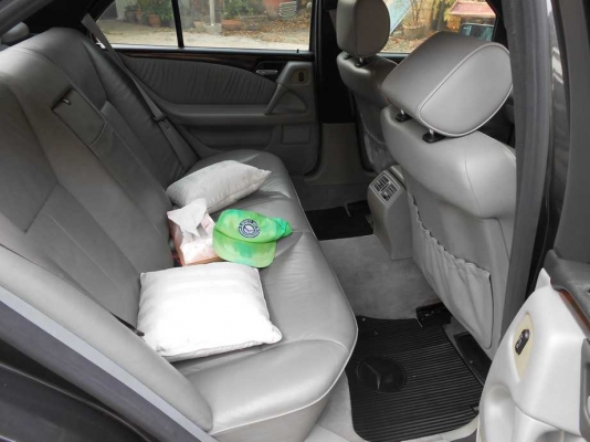 ขายทะเบียนให้ค่านายหน้า 20,000 ขายรถพร้อมทะเบียนให้ 30,000