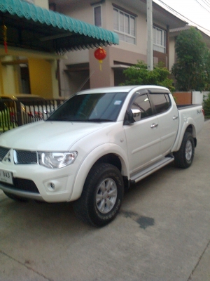 ขายดาว์นรถบ้าน มิตซูบิชิ ไทรทันพลัส สี่ประตูสีขาวมุกตัวท๊อป ขายดาว์นรถบ้าน มิตซูบิชิ ไทรทันพลัส สี่ประตูสีขาวมุกตัวท๊อป