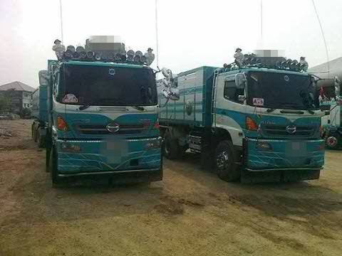 ขายรถ 22 ล้อดัมพ์มี 2 พ่วง HINO MEGA 380 ปี 2553 ลูกอ่อน 3 เพลาอู่ รวมชัย นครปฐม รถวิ่งไป 150000 กับ 190000 กิโลเมตร ราคาพ่วงเดียว 3400000 ถ้า 2 พ่วงราคา 6500000