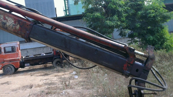 เฮี้ยบ 3 ตัน FERRARI 708 3ชัก พร้อมตัวคีบ 1.2 เมตร ใช้งานได้ทันที นครปฐม เจ้าของขายเองครับ