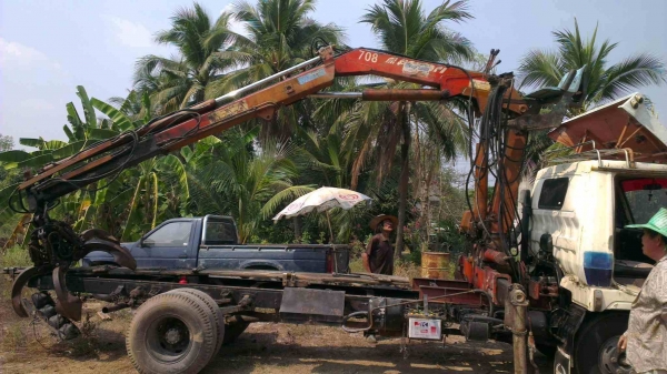 เฮี้ยบ 3 ตัน FERRARI 708 3ชัก พร้อมตัวคีบ 1.2 เมตร ใช้งานได้ทันที นครปฐม เจ้าของขายเองครับ