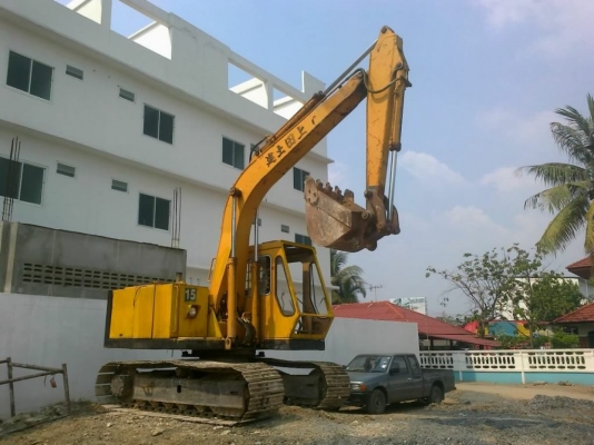 ขายแบคโฮ KOMATSU pc100-2 สภาพ 80\% พร้อมใช้งาน เจ้าของขายเอง
