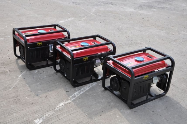 ขาย เครื่องปั่นไฟ Ashita HP3500A (เปิดตู้ญี่ปุ่นติดมา) ประหยัด ทนทาน ใช้งานง่าย