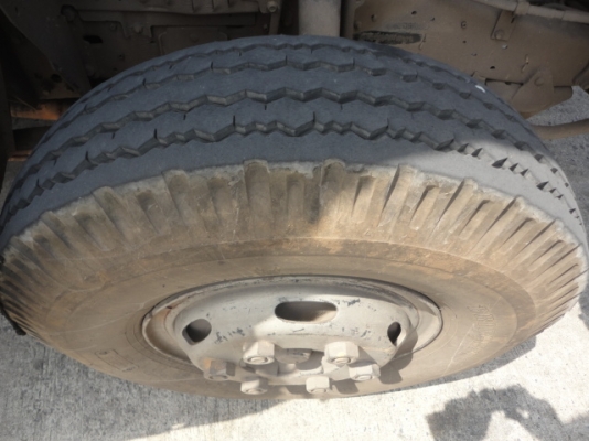 6 ล้อร้้ว ISUZU NPR 120 แรง เครื่อง 4HF1 ฝาขาว มือเดียวจากห้างแท้