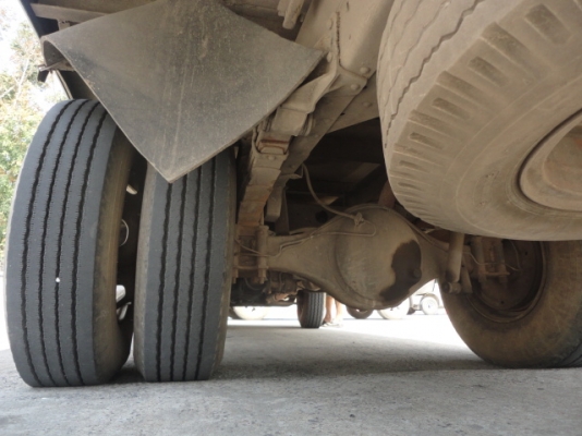 6 ล้อร้้ว ISUZU NPR 120 แรง เครื่อง 4HF1 ฝาขาว มือเดียวจากห้างแท้