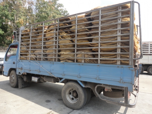 6 ล้อร้้ว ISUZU NPR 120 แรง เครื่อง 4HF1 ฝาขาว มือเดียวจากห้างแท้