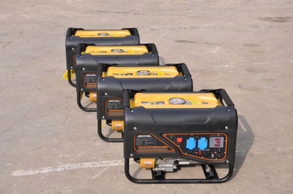 ขาย เครื่องปั่นไฟ Ashita 2500s ดิจิตอล (เปิดตู้ญี่ปุ่นติดมา) ประหยัด ทนทาน ใช้งานง่าย