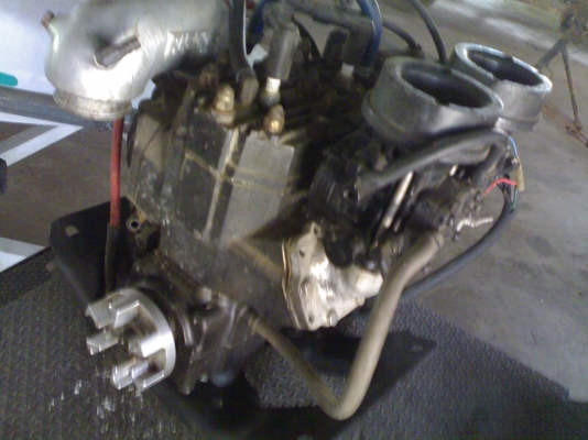 ขายเครื่องยนต์เรือเจ็สกี KAWASAKI 650 และ PJS 650 2 คาร์บูร์