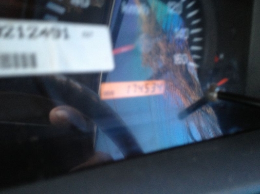 รถอิซูซุ 6 ล้อดั๊ม NPR 150 แรงม้า  ปี 52  สนใจติดต่อ 081 - 6079515