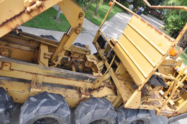 ขาย รถ DUMPER MITSUBISHI 8ล้อ บรรทุกหนักได้สบาย ขายถูก 125,000 บาท!!!