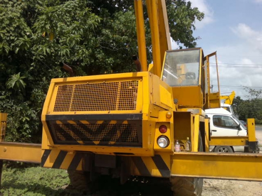 รถเครน 4 ล้อ DROTT 25 ตัน สนใจติดต่อ 081 - 6079515 รถเครน 4 ล้อ DROTT 25 ตัน สนใจติดต่อ 081 - 6079515