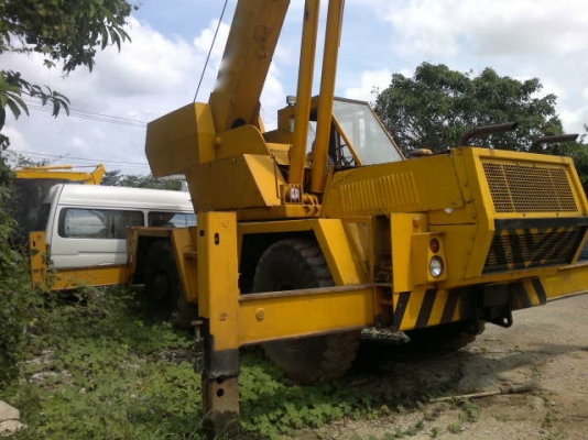 รถเครน 4 ล้อ DROTT 25 ตัน สนใจติดต่อ 081 - 6079515 รถเครน 4 ล้อ DROTT 25 ตัน สนใจติดต่อ 081 - 6079515