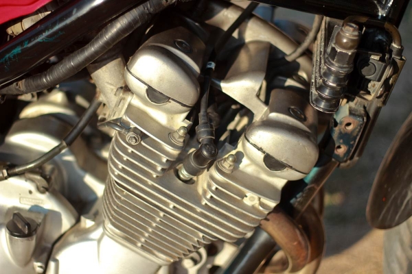 ขอขอบคุณทีมงาน truck2hand และพี่เสือครับ เป็นอย่างสูงครับขาย  YAMAHA-XJ400 Diversion เครื่องดีแรง รถยังสภาพใหม่ๆๆครับ สภาพดีพร้อมขี่