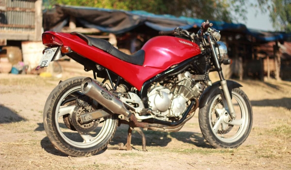 ขอขอบคุณทีมงาน truck2hand และพี่เสือครับ เป็นอย่างสูงครับขาย  YAMAHA-XJ400 Diversion เครื่องดีแรง รถยังสภาพใหม่ๆๆครับ สภาพดีพร้อมขี่