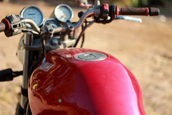 ขอขอบคุณทีมงาน truck2hand และพี่เสือครับ เป็นอย่างสูงครับขาย  YAMAHA-XJ400 Diversion เครื่องดีแรง รถยังสภาพใหม่ๆๆครับ สภาพดีพร้อมขี่