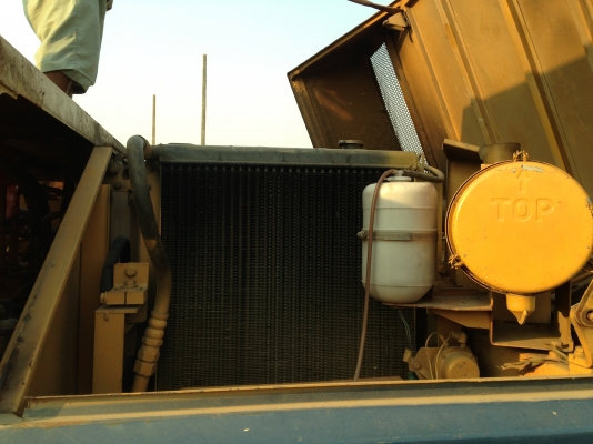 ขายถูก KOMATSU PC 100-3 ราคา 680,000 ขายถูก KOMATSU PC 100-3 ราคา 680,000